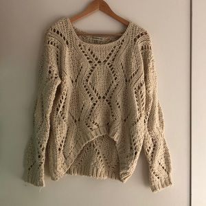 Creme sweater